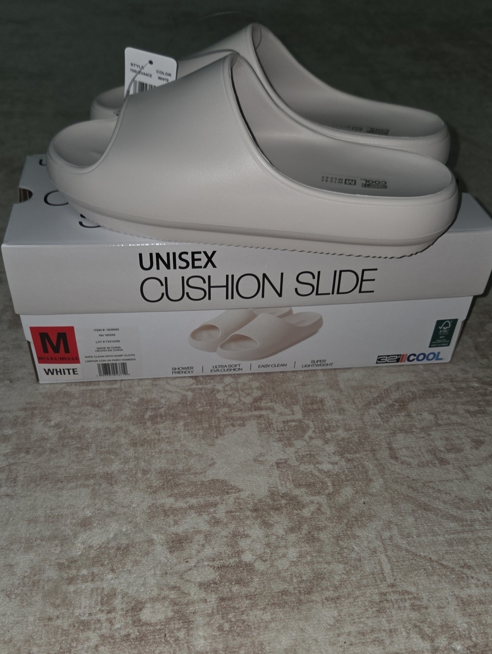 32 Degrees White Unisex Cushion Slide